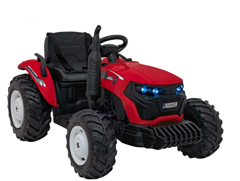 Červený traktor