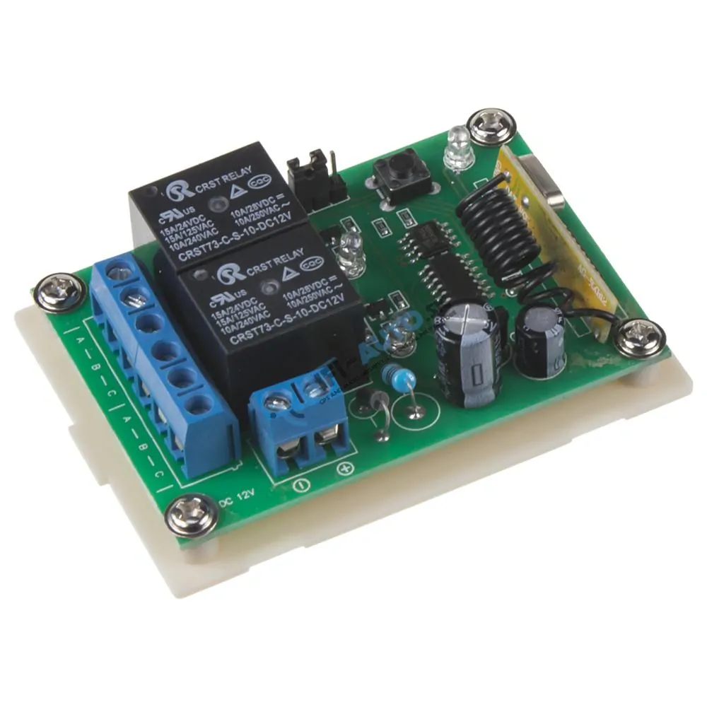 Diaľkovo ovládaný spínač 12V / 2 x 10A
