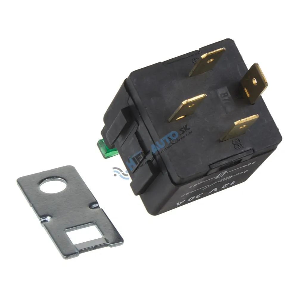 SPÍNACIE relé s poistkou 12V, 30A