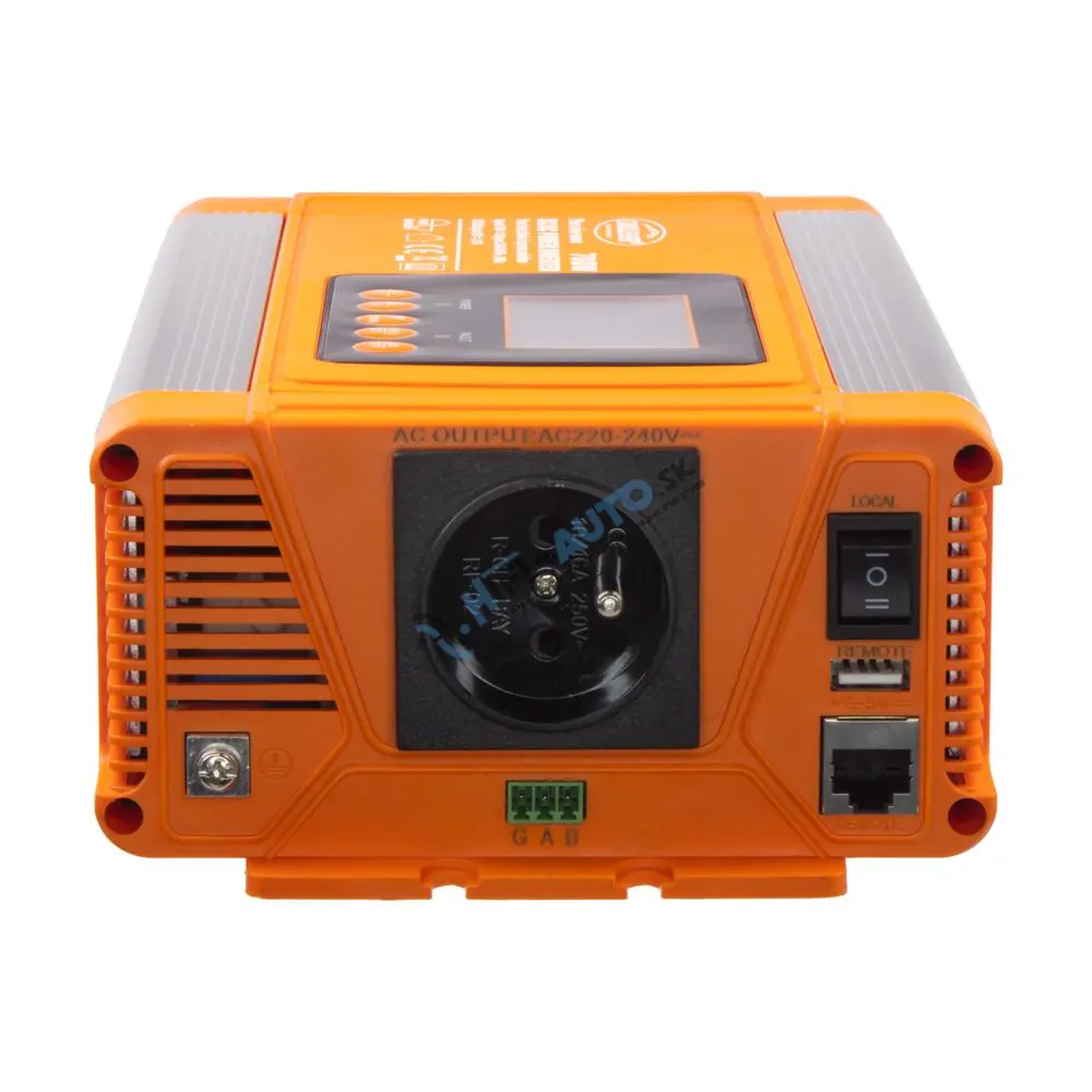 Sínusový menič napätia z 12/230V, 700W/displej
