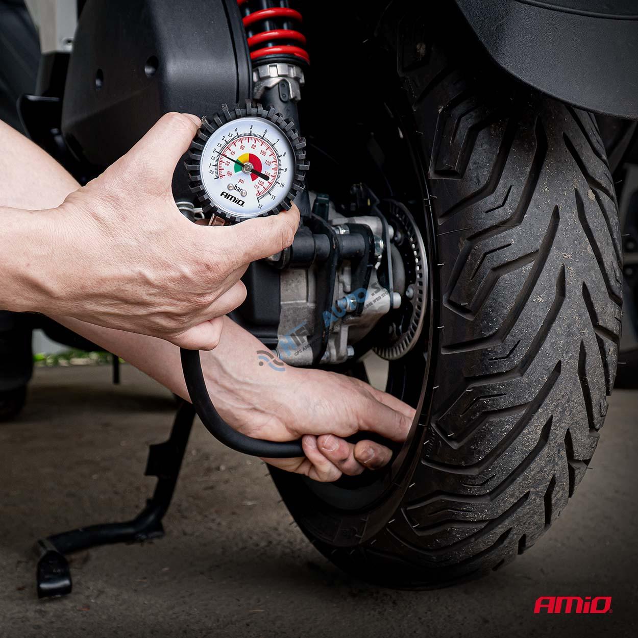 Pneumerač s hadicou 30 cm 12 bar