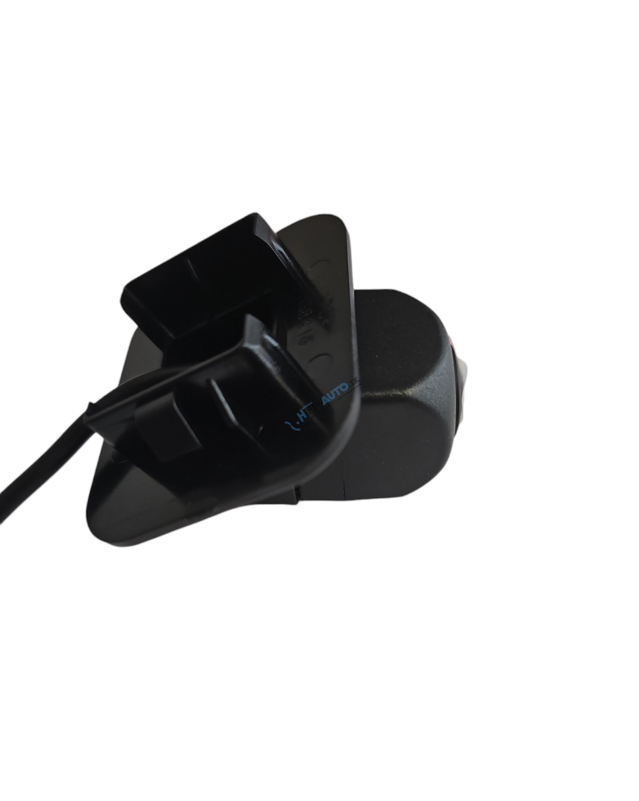 Cúvacia kamera pre Mazda CX-3