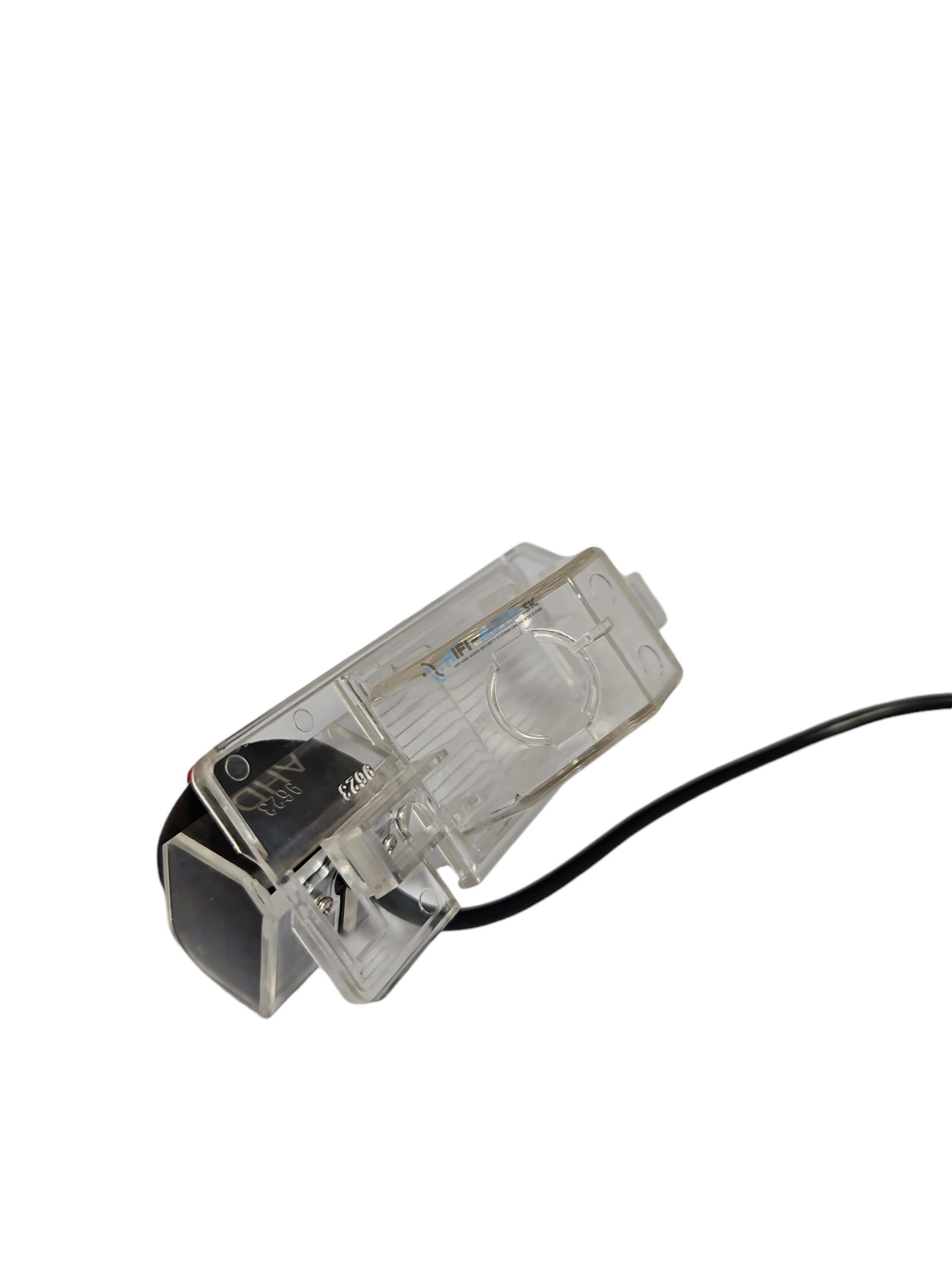 Cúvacia kamera Mitsubishi ASX a Outlander