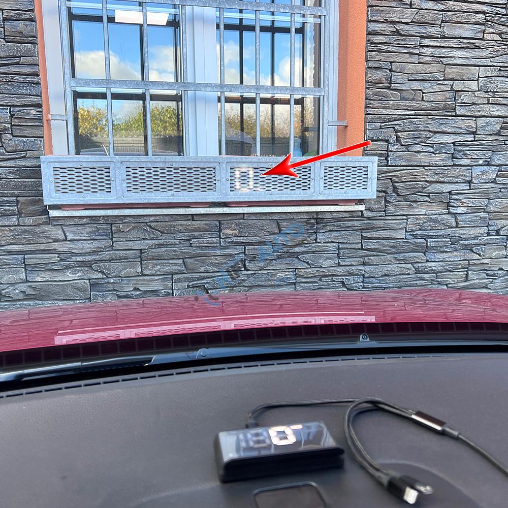 HEAD UP DISPLEJ, GPS merač rýchlosti, biela