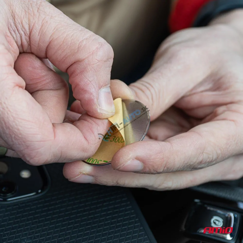 Magnetický držiak na telefón
