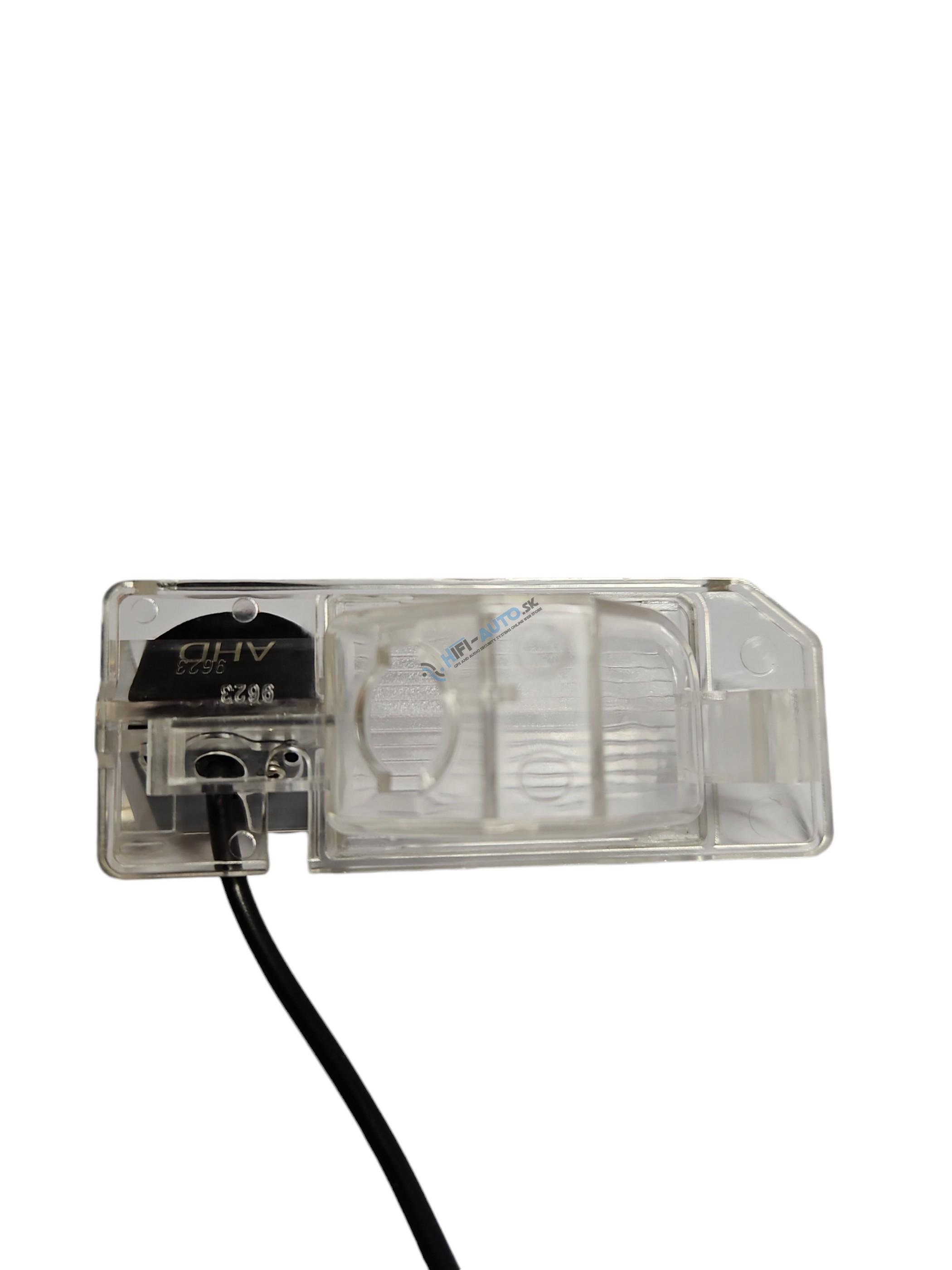 Cúvacia kamera Mitsubishi ASX a Outlander