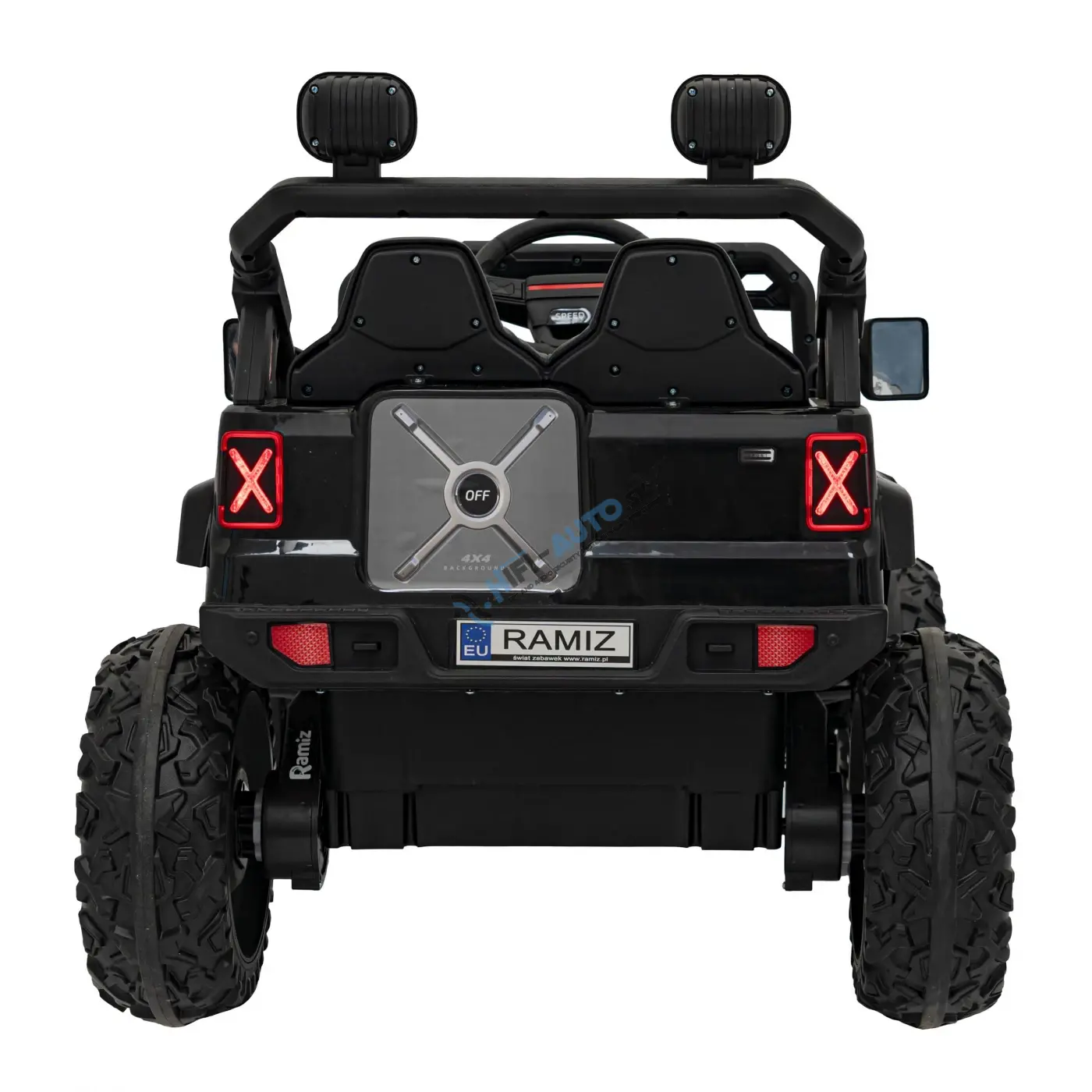 OFF ROAD Rýchlosť Čierne vozidlo