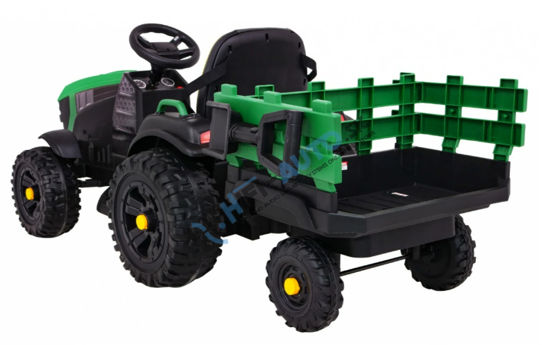 Titánový traktor s prívesom zelený