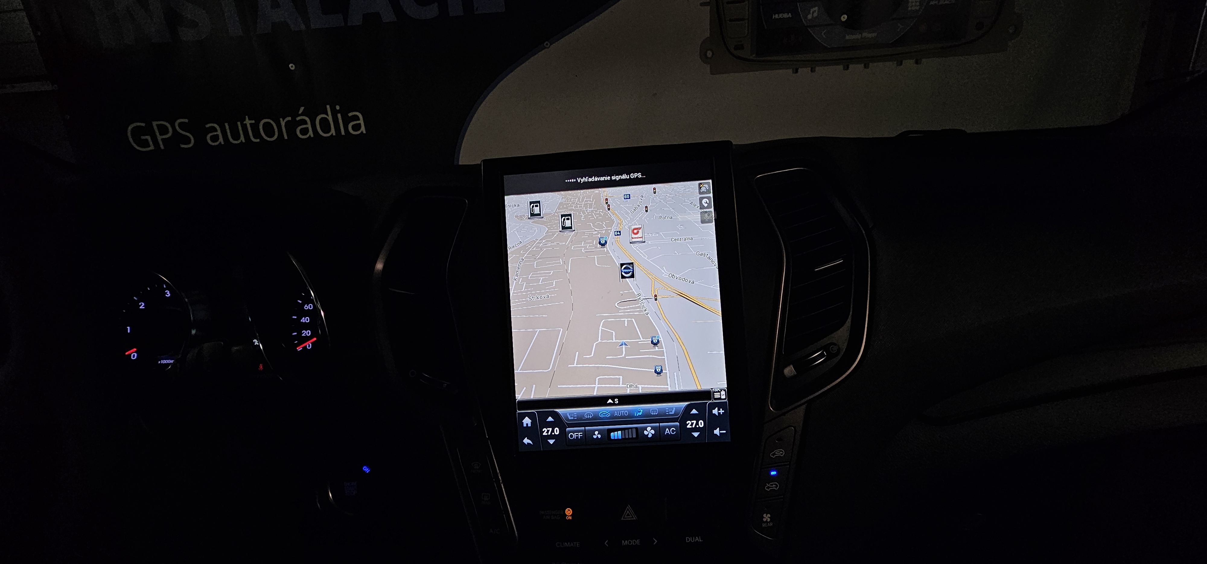 ANDROID 15 Hyundai Santa Fe TESLA style autorádio
