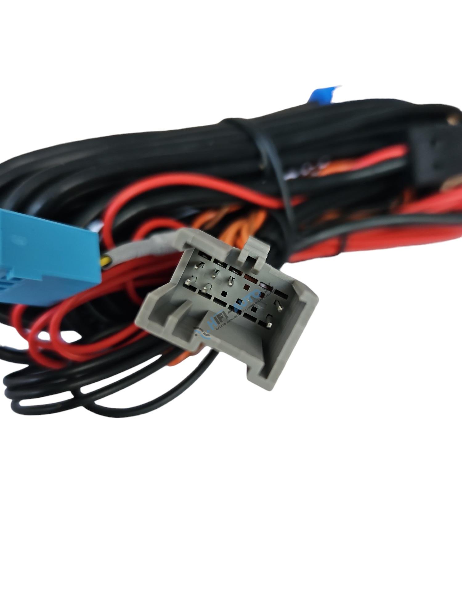 Cúvacia kamera v logu VW GOLF 7