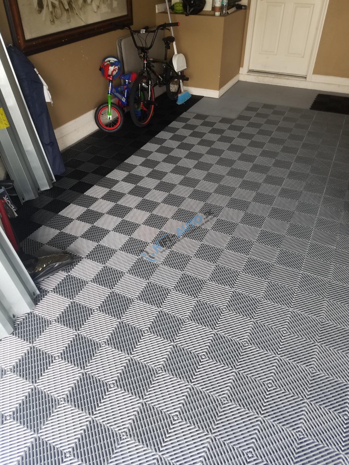 Modulárna PVC podlaha 610g - svetlosivá