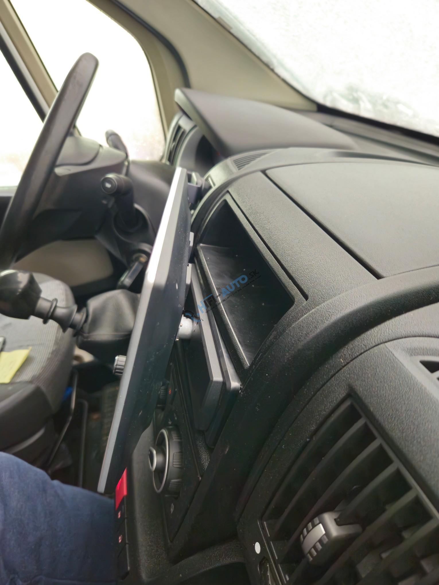 ANDROID 15 Fiat Ducato, Peugeot Boxer, Citroen Jumper autorádio 10,1" WIFI, GPS, USB