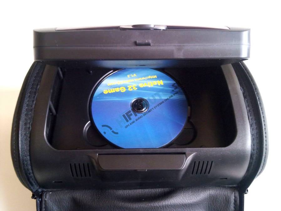 9 palcové hlavové opierky s DVD a hrami - 2 kusy