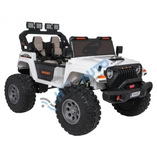 Extrémne športové vozidlo 4x4, biele